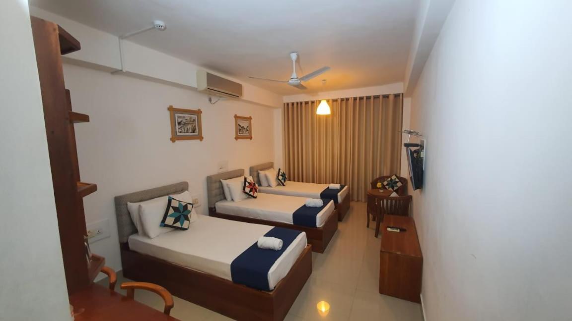 Hotel Sky View Grand Kandy Exterior foto