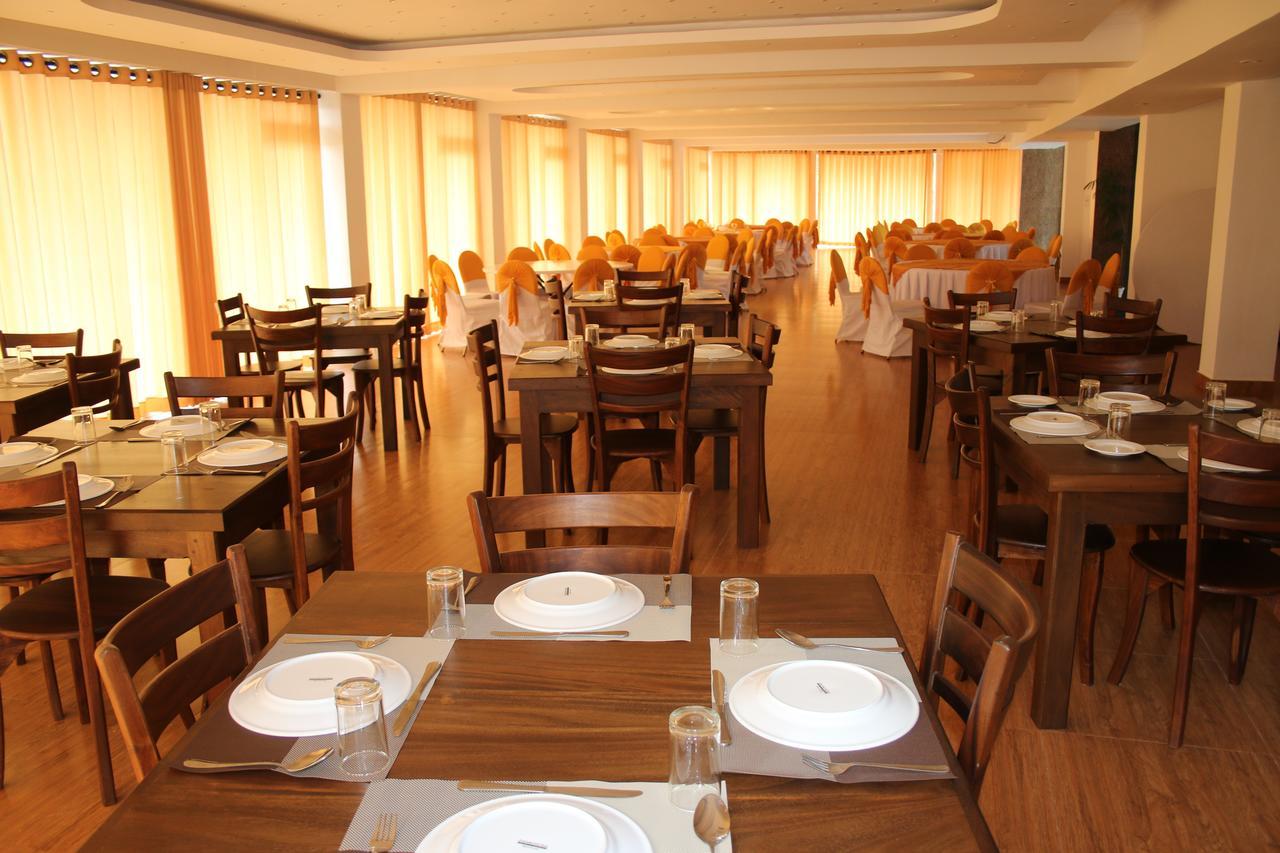 Hotel Sky View Grand Kandy Exterior foto